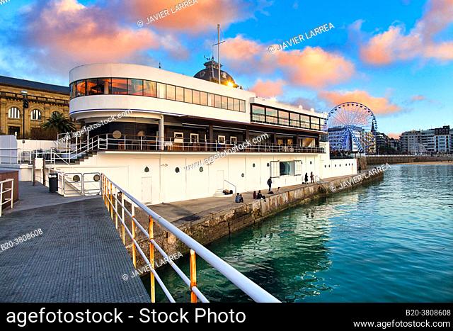 Nautical Club, La Concha Bay, Donostia, San Sebastian, Basque Country, Spain