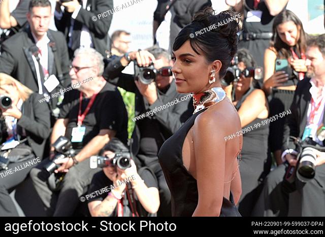01 September 2022, Italy, Venice: Georgina Rodriguez arrives for the premiere of the movie ""Tar"" during the 79th Venice Film Festival
