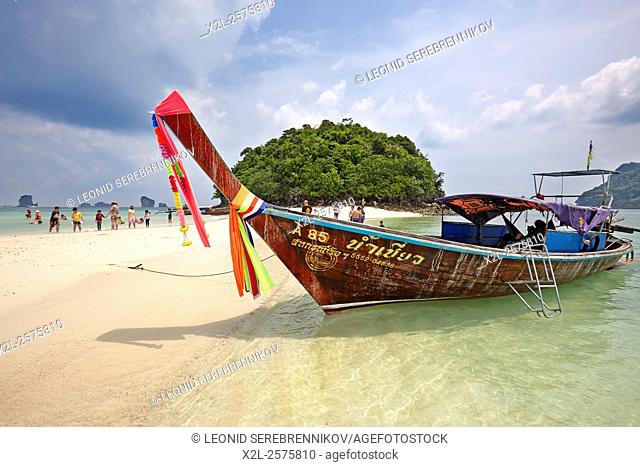 Beach on Tup Island (also known as Tub Island, Koh Tap or Koh Thap). Krabi Province, Thailand