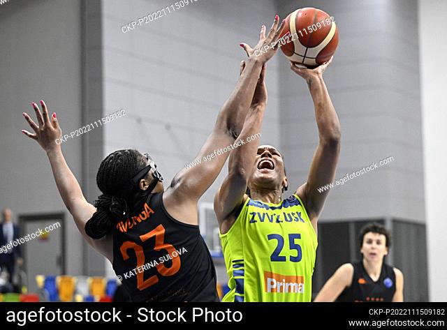 L-R Stephanie Mavunga of Polkowice and Alyssa Thomas of USK in action during the European women's basketball league, 4th round