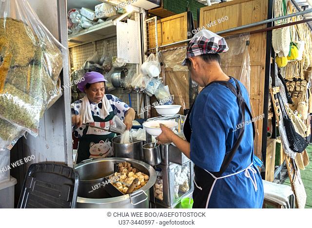 Noodle and rice noodle soup, Chatuchak weekend market, Bangkok, Thailand, Southeast Asia, Asia
