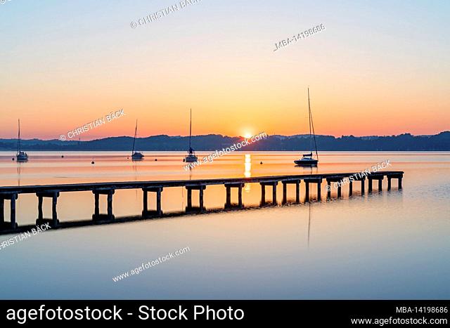 Morning at Ammersee, Schondorf am Ammersee, Fünfseenland, Upper Bavaria, Bavaria, Southern Germany, Germany, Europe