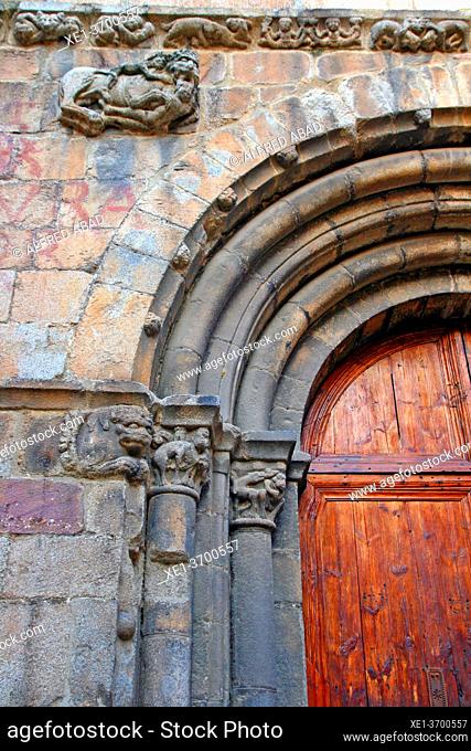 Architectural detail of the central roman door of the Cathedral of Santa Maria d'Urgell, La Seu d'Urgell, Catalonia, Spain