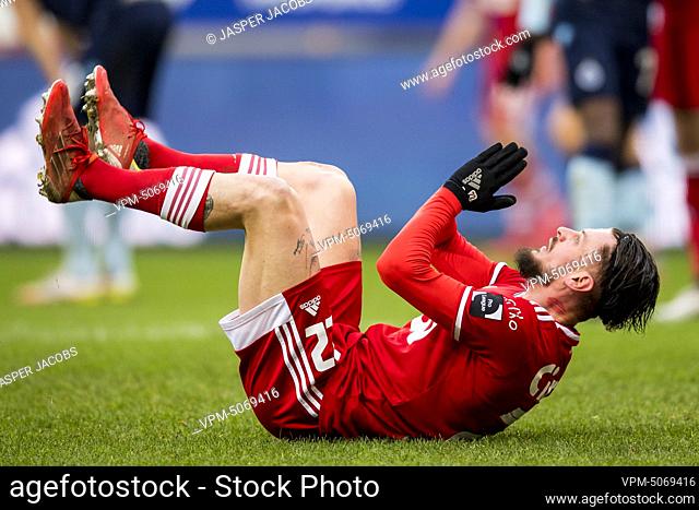 Standard's Maxime Lestienne looks dejected after a soccer match between Standard de Liege and Club Brugge, Sunday 23 January 2022 in Liege