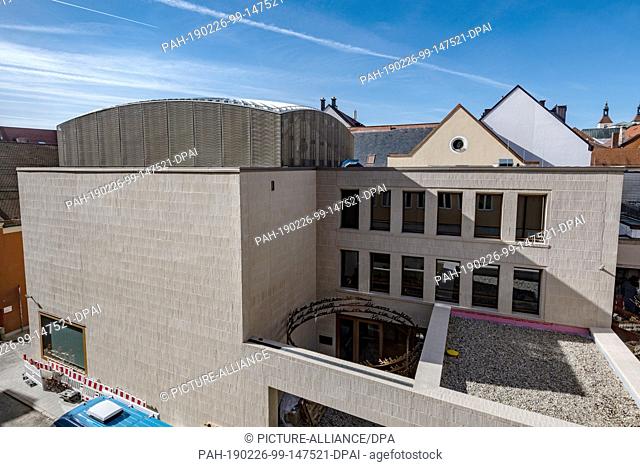 26 February 2019, Bavaria, Regensburg: The new synagogue in the Upper Palatinate city. 500 years after the destruction of the first synagogue in Regensburg