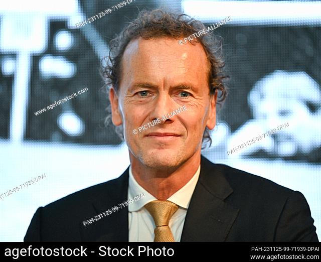 25 November 2023, Hesse, Frankfurt/Main: Boris van der Vorst from the Netherlands, candidate for the post of president, takes part in the founding congress of...