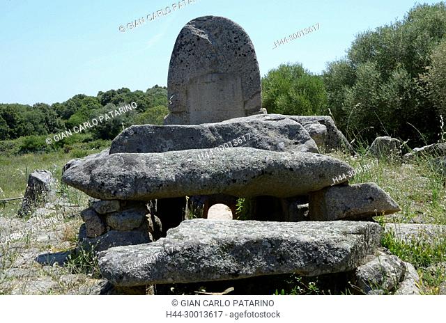 Arzachena, Gallura, Sardinia, dei Giganti of Coddu Vecchiu