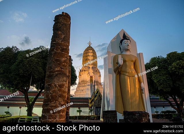 the ruins of the Wat Phra Si Ratana Mahathat a Temple in the city of Phitsanulok in the north of Thailand. Thailand, Phitsanulok, November, 2018