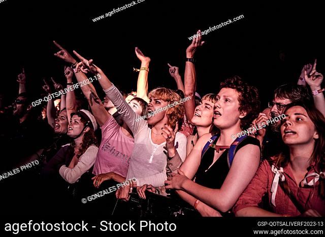 Roskilde, Denmark. 28th, June 2023. Festival goers seend a live concert with the American rock band Queens of the Stone Age during the Danish music festival...