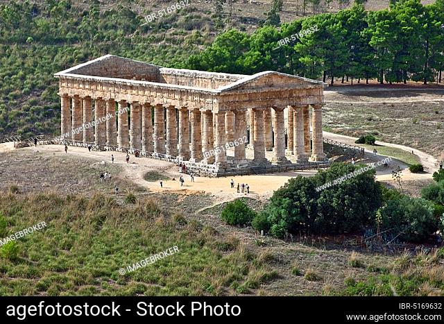 Temple, Segesta Antica, Sicily, Italy, Europe