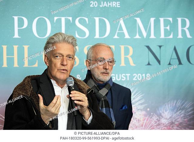 20 March 2018, Germany, Potsdam. The author and moderator Max Moor (L) speaking beside Bernd Hoffmann, director of workforce.music+media consulting