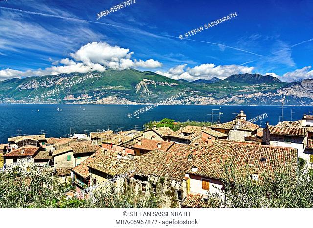 View to the Lake Garda of Castelletto
