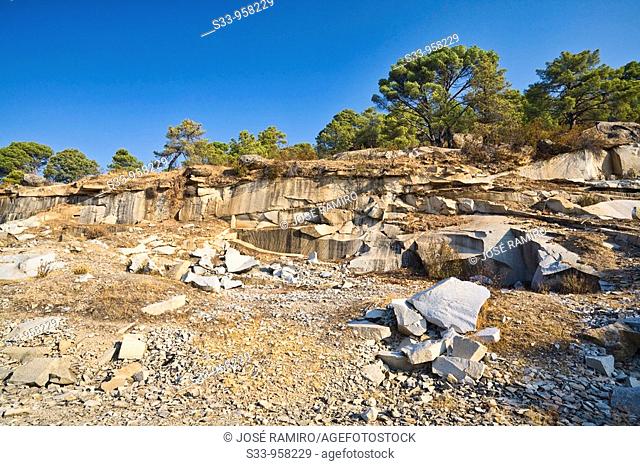 Cantera de granito abandonada en Cadalso de los Vidrios  Madrid  España