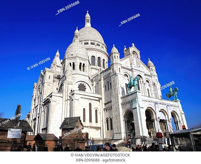 Sacre-Coeur cathedral (1876-1919), Montmartre, Paris, France