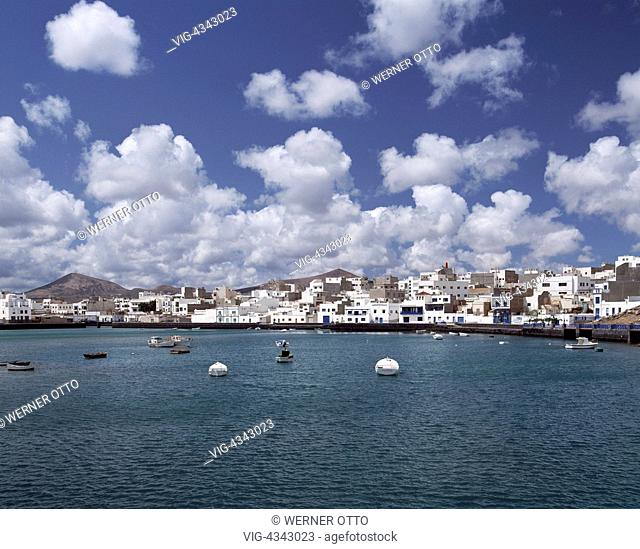 Spanien, Lanzarote, Kanarische Inseln, E-Arrecife, Stadtblick, Uferpromenade Spain, Lanzarote, Canary Islands, E-Arrecife, city view, promenade - Arrecife