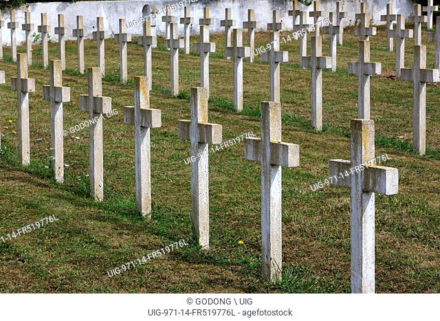 Commonweatlth war Graves, French military cemetery containing the graves of 328 Columeriens, English, Dutch and Africans died for France in 1914-1918