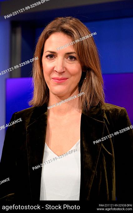21 November 2023, North Rhine-Westphalia, Cologne: Journalist Andrea Maurer, correspondent in the ZDF capital studio, as a guest on the ARD talk show ""...
