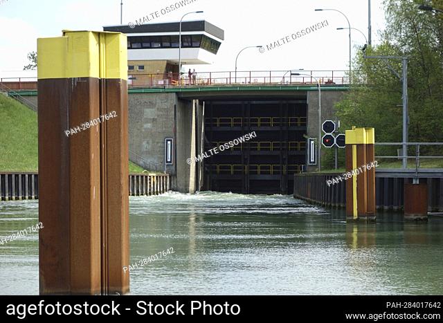 View from the underwater of the goal of the small lock chamber of the Dorsten lock group, control stand, tower, Dorsten lock group on the Wesel Datteln Canal