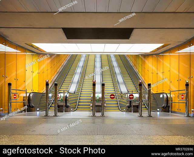 Budapest Metro, empty open space, escalators and barriers