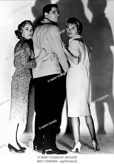 Vera Mills, John Gavin, Janet Leigh Characters: , Sam Loomis, Marion Crane Film: Psycho (USA 1960) Director: Alfred Hitchcock 29 January 1960