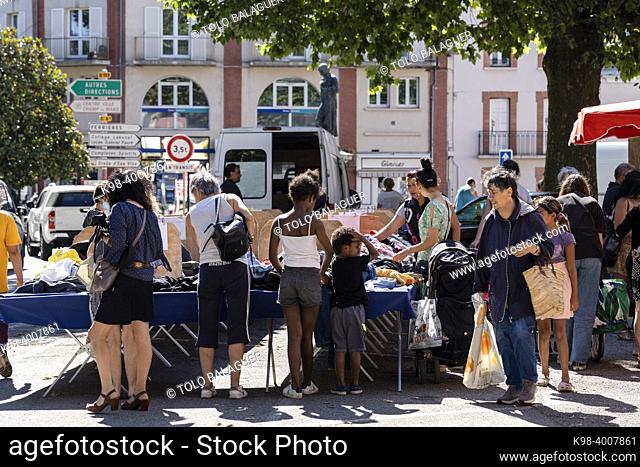 weekly outdoor market, Foix, department of Ariège, Occitanie, Pyrenean mountain range, France