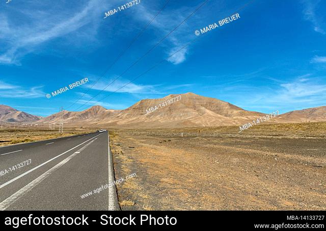 volcanic landscape with hacha grande, 561 m, los ajaches, lanzarote, canaries, canary islands, spain, europe