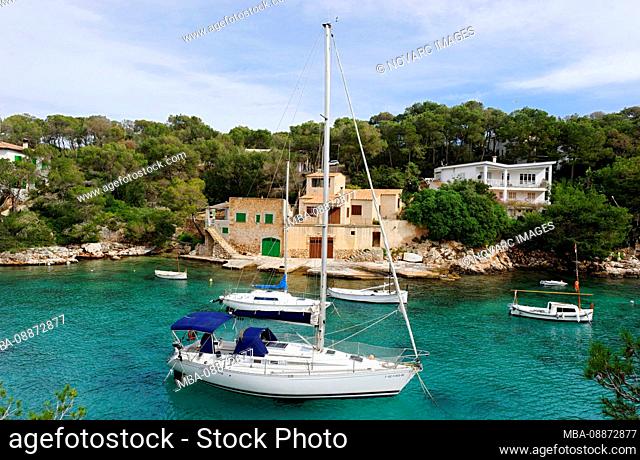Sailing yacht in the bay, Cala Figuera, Mallorca, Balearic Islands, Spain, Europe