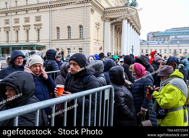 RUSSIA, MOSCOW - NOVEMBER 4, 2023: People queue outside Moscow's Bolshoi Theatre to buy tickets for 2023 holiday season shows of the Nutcracker Ballet