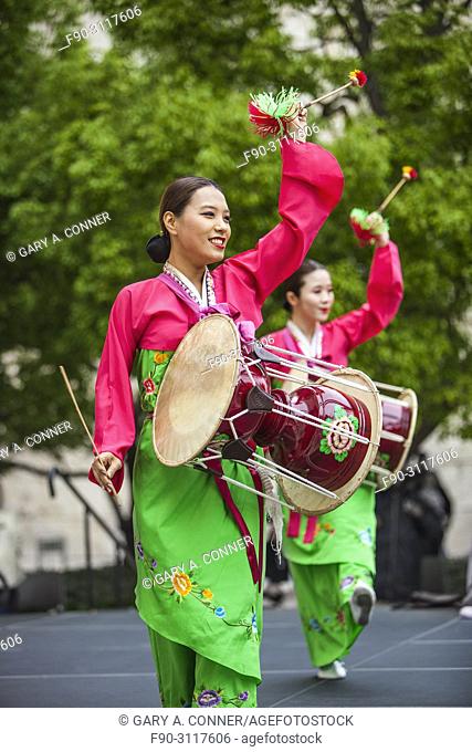 Traditional folk dancers with drums at Korean Festival, Getty Center, Los Angeles, CA