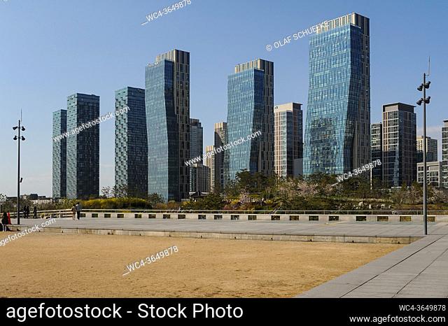Seoul, South Korea, Asia - Cityscape of New Songdo City with the Central Park and the international business district (SIBD) with modern residential towers in...