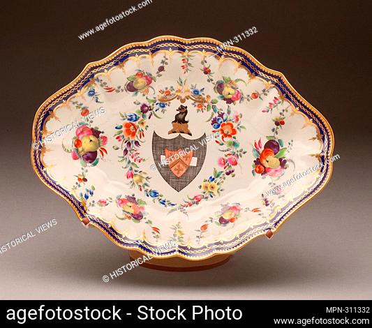 Worcester Royal Porcelain Company. Dessert Dish - About 1790 - Worcester Porcelain Factory Worcester, England, founded 1751