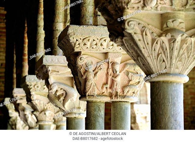 Decorated capitals, 1100, cloister of Saint-Pierre Abbey (UNESCO World Heritage Site, 1998), Moissac, Occitanie, France, 12th century