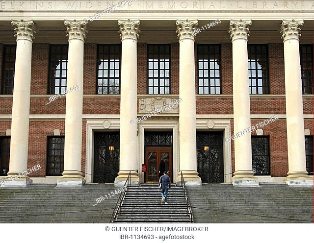 Students on their way to the Harry Elkins Widener Memorial Library, Harvard University, Cambridge, Massachusetts, USA