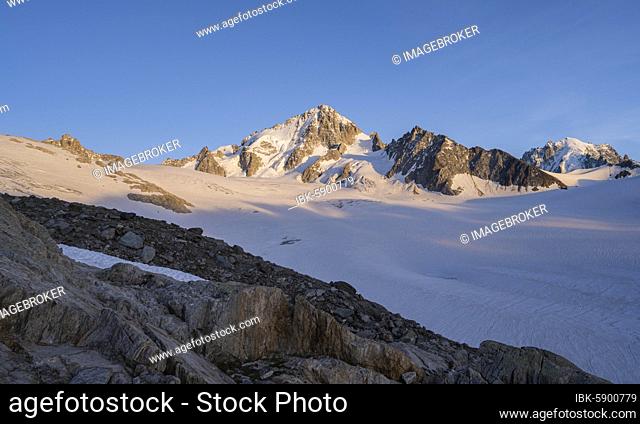 Glacier du Tour, glaciers and mountain peaks, high alpine landscape, Aiguille du Chardonnet, Chamonix, Haute-Savoie, France, Europe