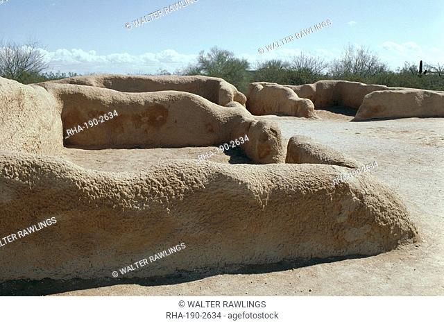 Caliche walls made from limy subsoil, not adobe, dating from 14th century, Casa Grande, Hohokam Indians, Arizona, United States of America U.S.A