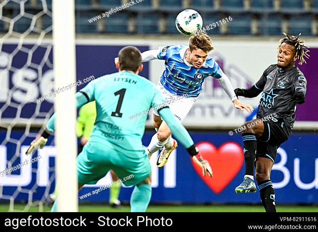 Gent's Matisse Samoise scores a goal during a soccer match between KAA Gent and OH Leuven, Thursday 21 December 2023 in Gent