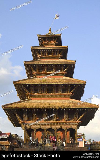 Nepal, Bhaktapur, Taumadhi Tol, Nyatapola Temple, , Credit:Tibor Bognar / Avalon