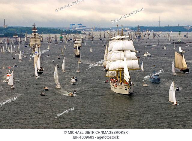 Winderjammer Parade at Kieler Woche 2008 with German sail training vessel and command ship Marine Gorch Fock and further traditional sailing vessels, Kiel Fjord