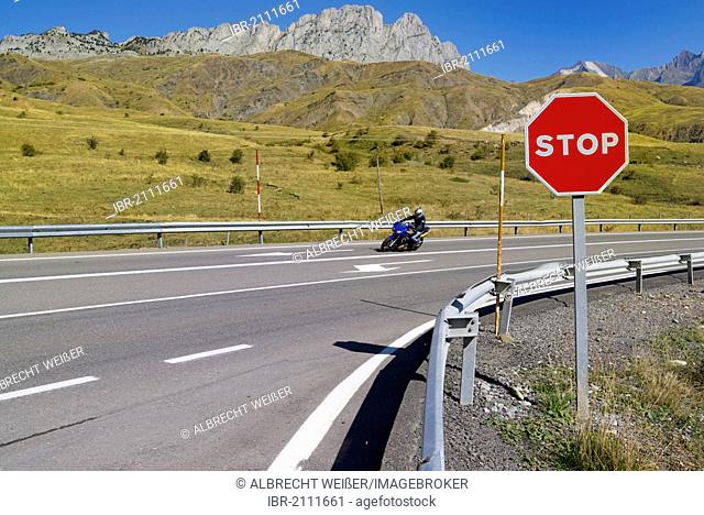 Stop sign on the mountain pass road to El Portalet, border ridge between the regions of Aragon and the French department of Hautes-Pyrénées, Spain, Europe