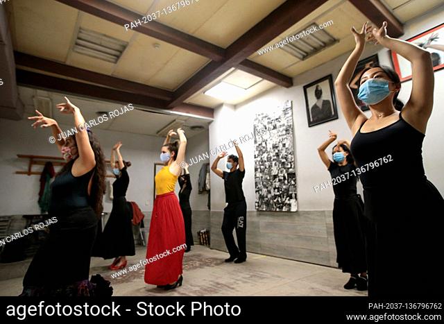 Madrid, Spain; 26/10/2020.- Centro de Arte Flamenco y Danza Española Amor de Dios continues its dissemination and learning activities with the measures that...