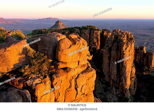 South Africa, Valley of Desolation, evening light, lookout