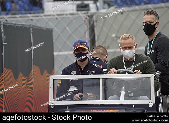 02.09.2021, Circuit Park Zandvoort, Zandvoort, FORMULA 1 HEINEKEN DUTCH GRAND PRIX 2021, in the picture Max Verstappen (NEL # 33), Red Bull Racing Honda