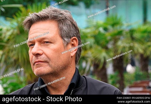 01 August 2023, Hamburg: Robert Habeck (Bündnis 90/Die Grünen), Federal Minister of Economics and Climate Protection, speaks during a press statement in front...