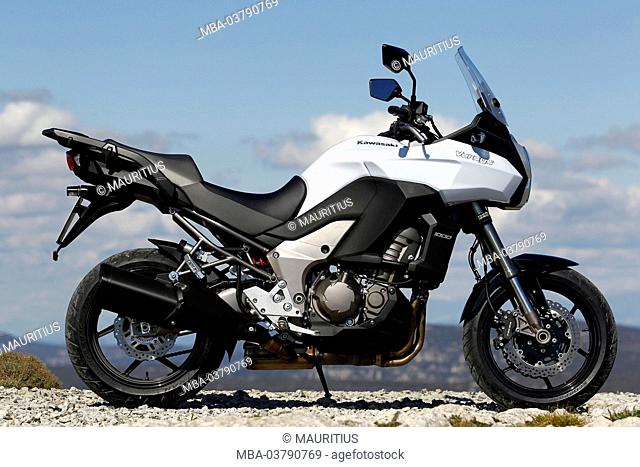 Motorcycle, Travel Enduro, Kawasaki Versys in 1000, year of construction in 2012, standing, right side