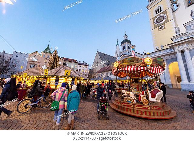 The Christmas Market in Brixen (also called Bressanone or Persenon) on the medieval market place Europe, Central Europe, Italy, South Tyrol, December