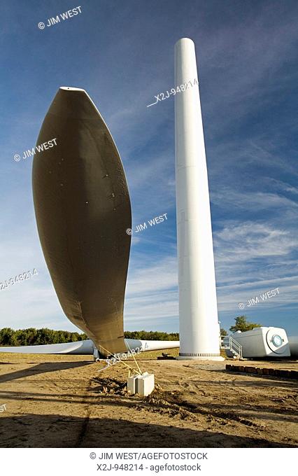 Ubly, Michigan - Wind turbines under construction at the Noble Thumb Windpark  The wind farm will generate 69 megawatts of electricity using 46 wind turbines...