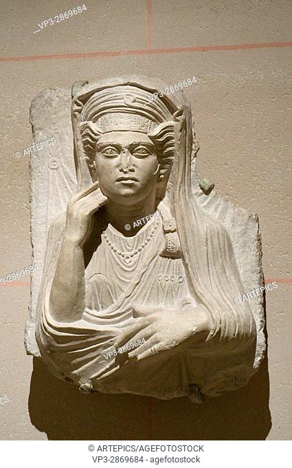 Relief funéraire. Calcaire. Palmyre. II th Century. Petit Palais Museum