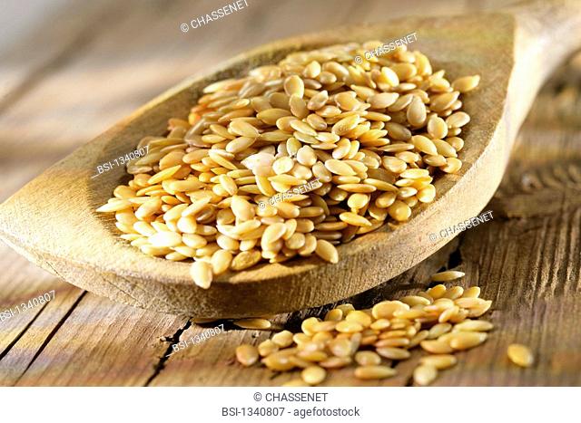Flax seeds. Flax seeds contain alpha-linolenic acid. Alpha-linolenic acid is a omega-3 polyunsaturated fatty acid. It is an essentiel fatty acid