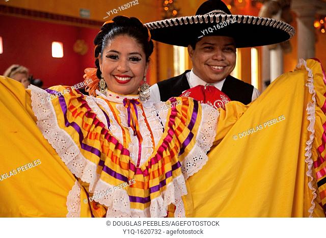 Viva Mexico performance, Spectaculare Ballroom, Mazatlan, Sinaloa, Mexico