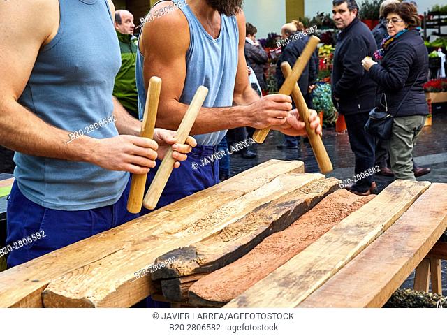 Txalaparta (Basque typical wooden percussion instrument), Feria de Santo Tomás, The feast of St. Thomas takes place on December 21